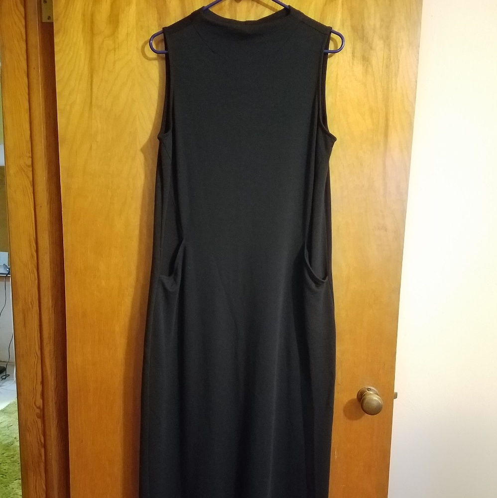 Sleeveless Maxi Dress